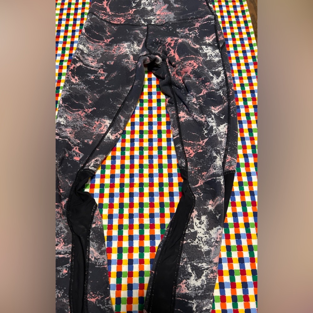 Lululemon legging splatter print 4